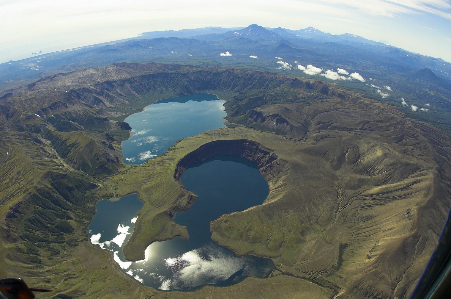 Курильское озеро